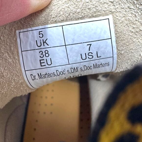 Dr. Martens Floral Print Combat Boots Size 7 - Picture 12 of 12